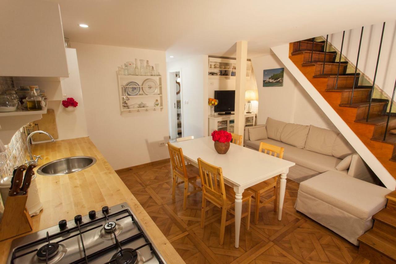 Apartament Barbarossa House With Parking Cres Zewnętrze zdjęcie