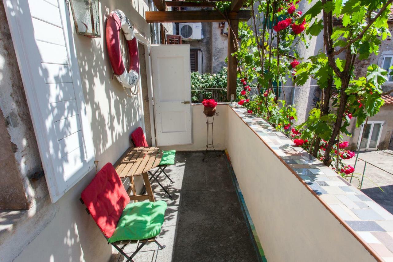 Apartament Barbarossa House With Parking Cres Zewnętrze zdjęcie